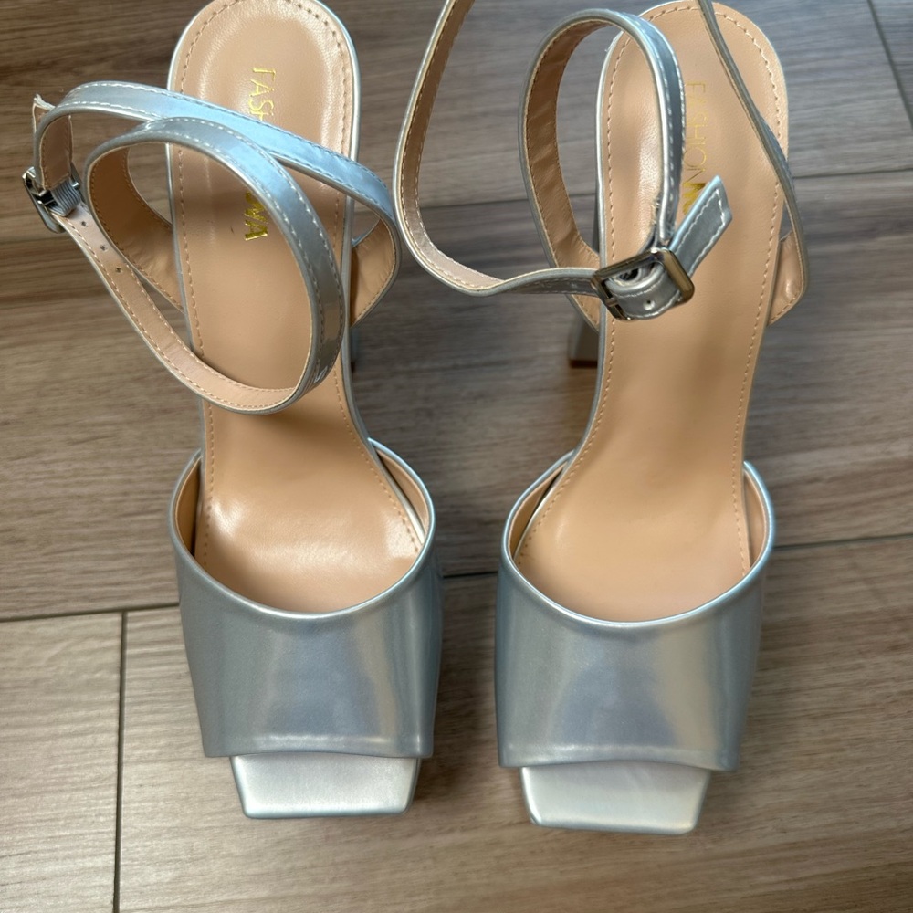 Fashion Nova Silver Platform Block Heel Sandals with Ankle Strap - Picture 9 of 11